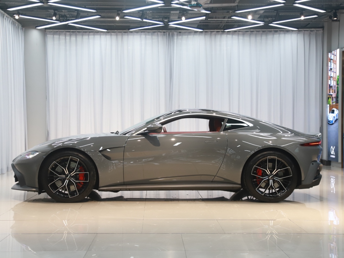 2022年10月阿斯頓·馬丁 V8 Vantage  2022款 4.0T V8 Coupe