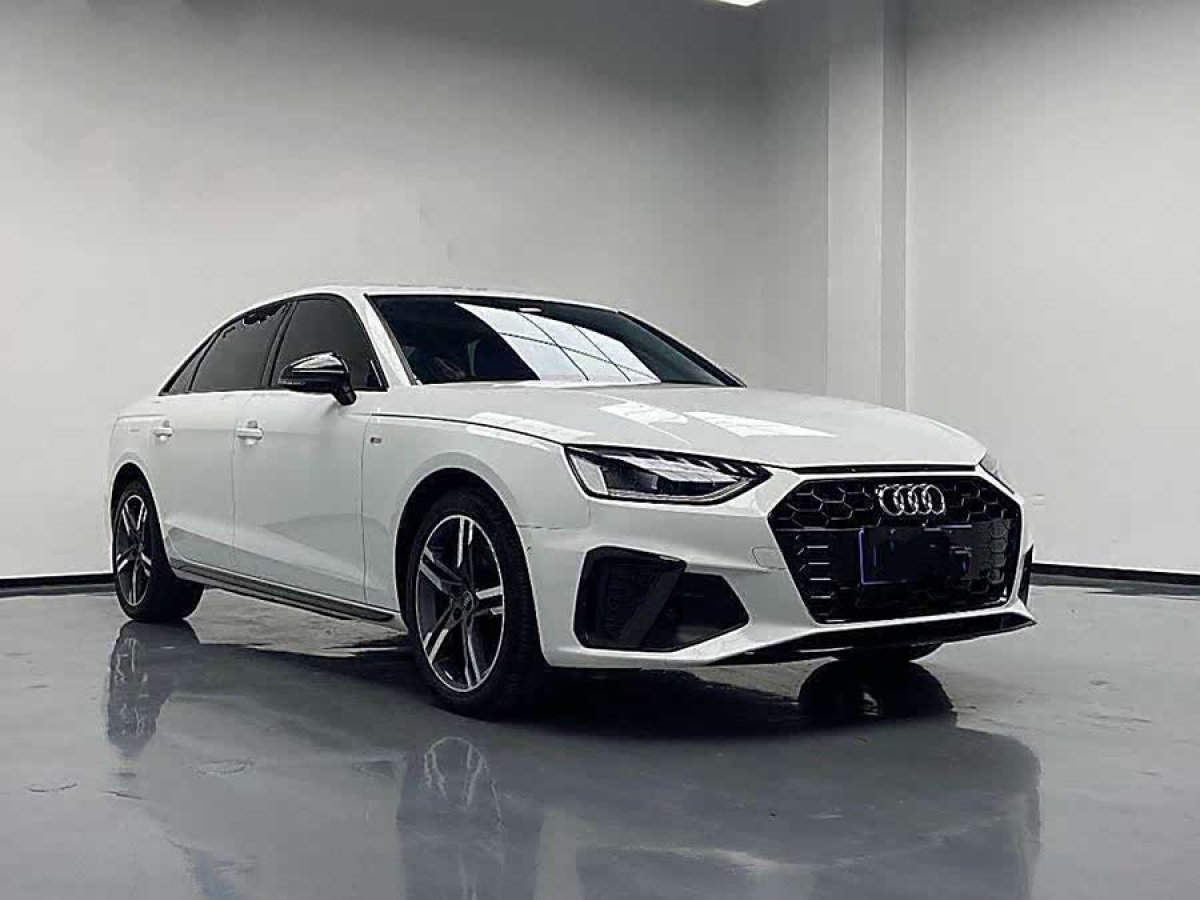 2021年12月奧迪 奧迪A4L  2022款 40 TFSI 時(shí)尚動(dòng)感型