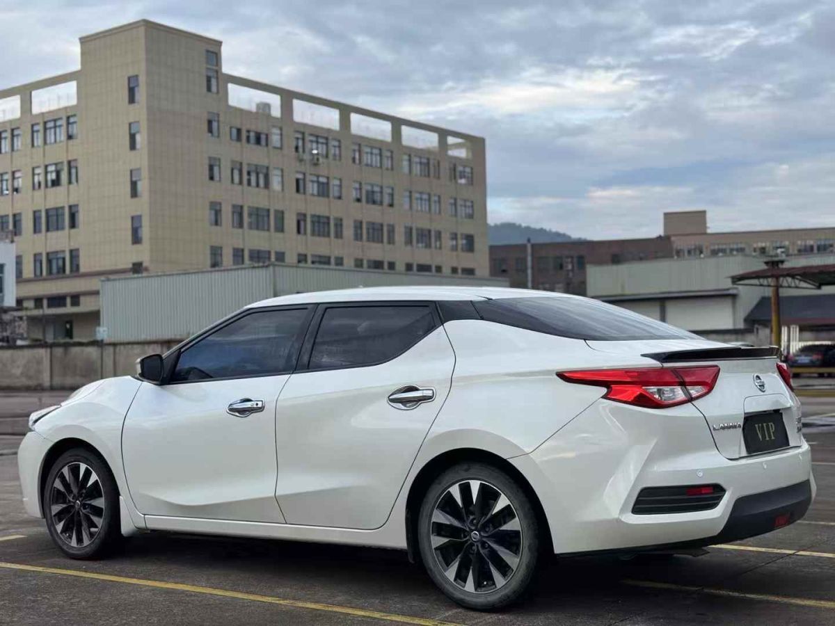 日產(chǎn) 藍(lán)鳥(niǎo)  2016款 1.6L CVT炫酷版圖片