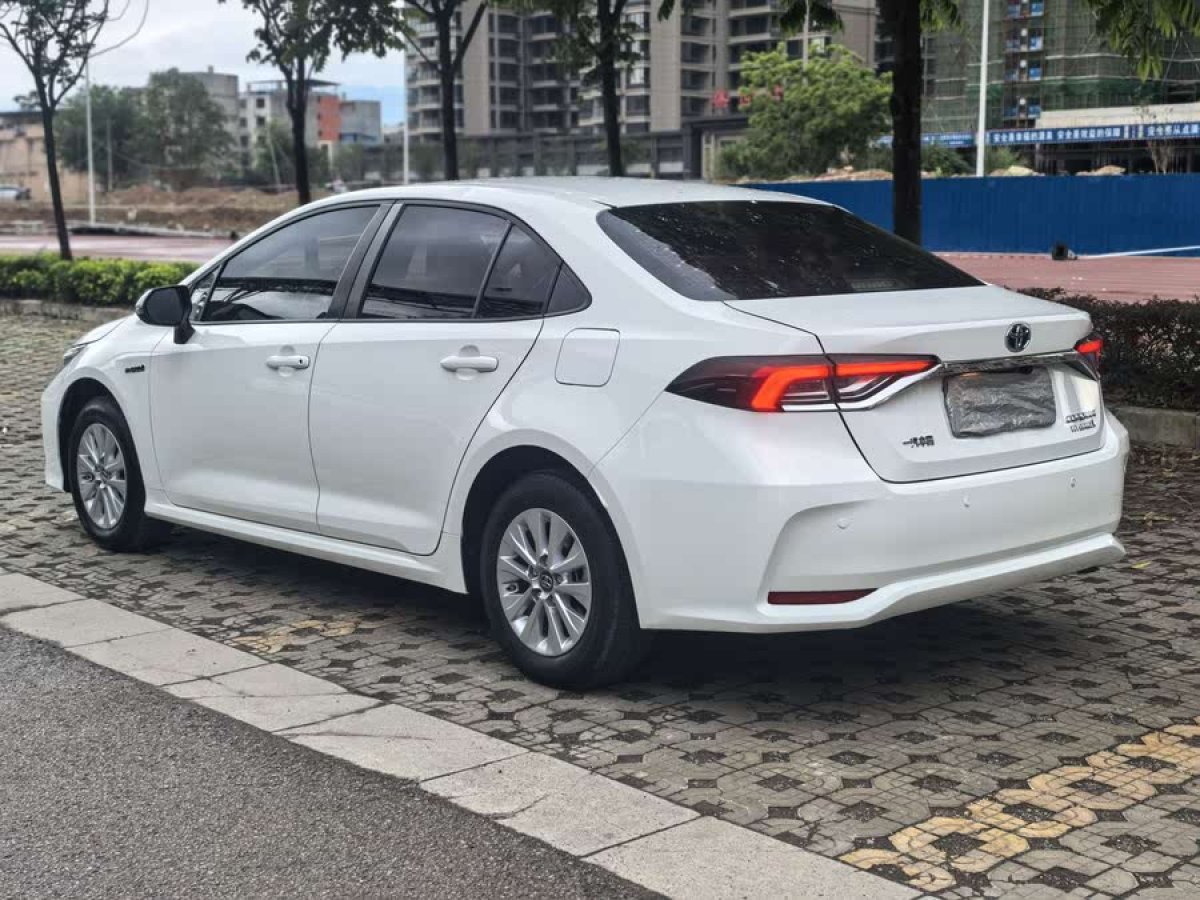 豐田 卡羅拉  2021款 改款 雙擎 1.8L E-CVT先鋒版圖片