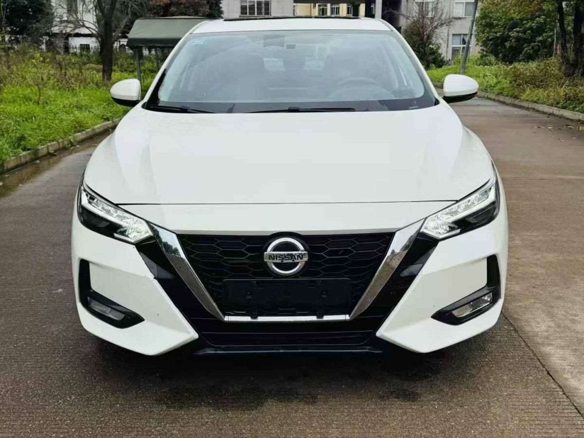 日產(chǎn) 軒逸  2021款 1.6L XL CVT暗夜版圖片