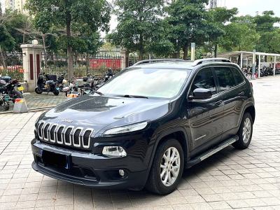 2017年3月 Jeep 自由光 2.4L 領(lǐng)先版圖片