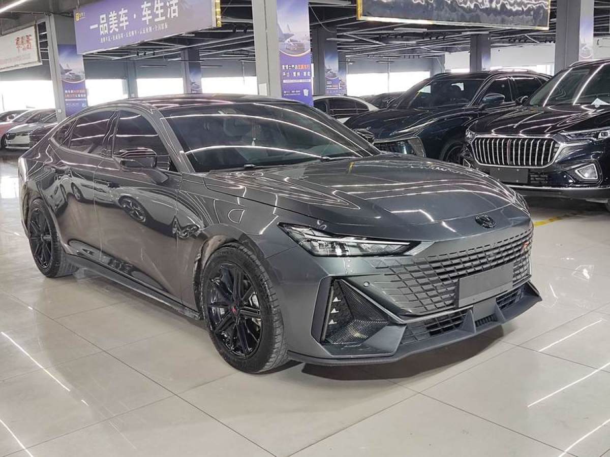 長(zhǎng)安 長(zhǎng)安UNI-V  2023款 1.5T 尊貴型圖片