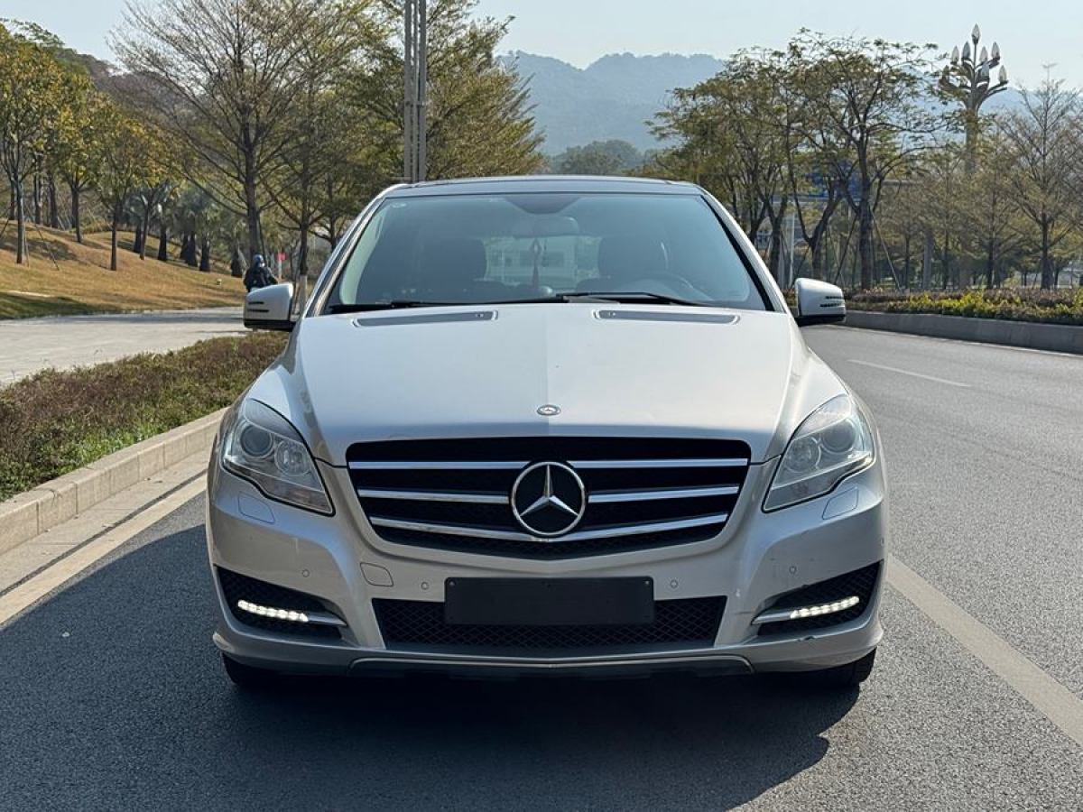 奔馳 奔馳R級  2015款 R 320 4MATIC 豪華型圖片