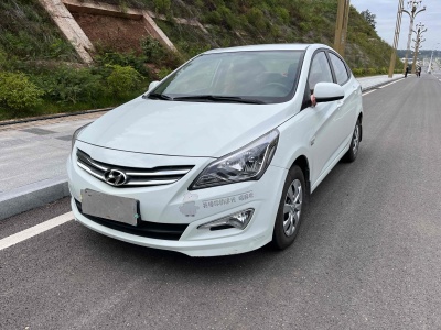 2016年2月 現(xiàn)代 瑞納 1.4L 手動智能型GLS圖片