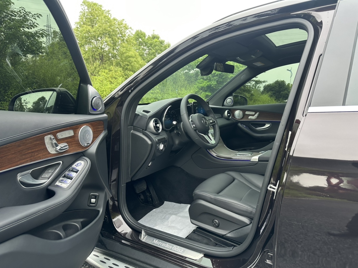 奔馳 奔馳GLC  2018款 改款 GLC 300 4MATIC 動感型圖片