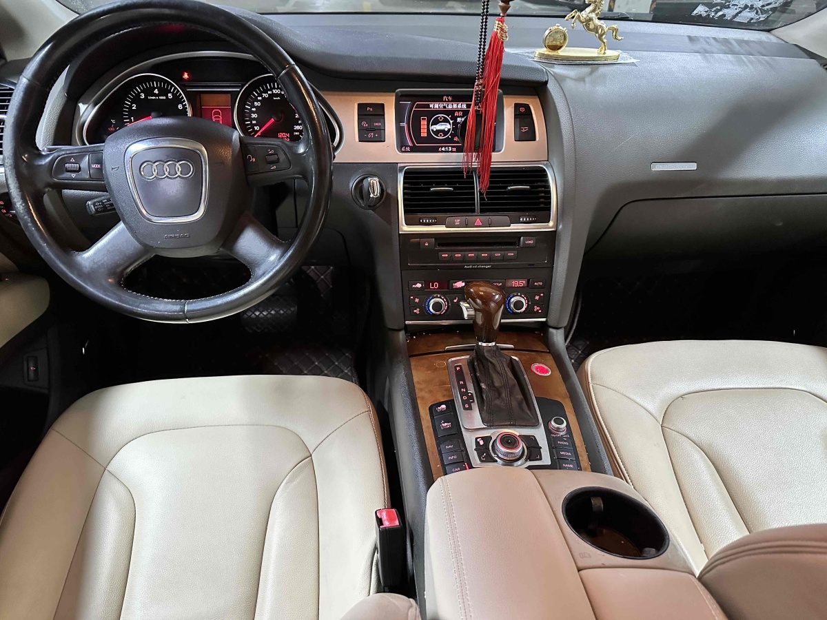 奧迪 奧迪Q7  2010款 3.6 FSI quattro 舒適型圖片