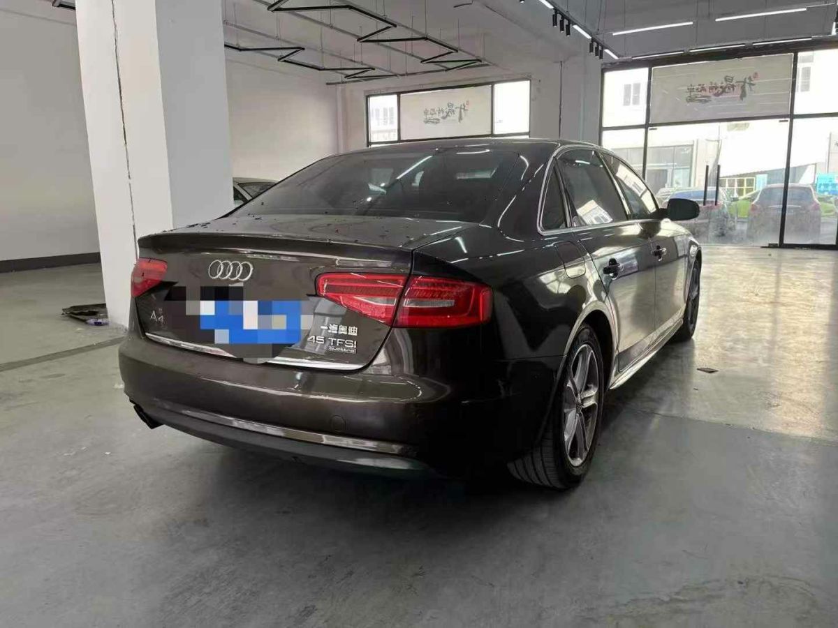 奧迪 奧迪A4L  2015款 A4L 1.8TFSI 30TFSI 舒適型圖片