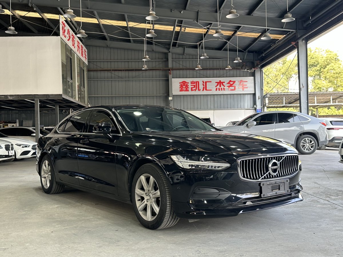 沃爾沃 S90  2018款 T4 智逸版圖片