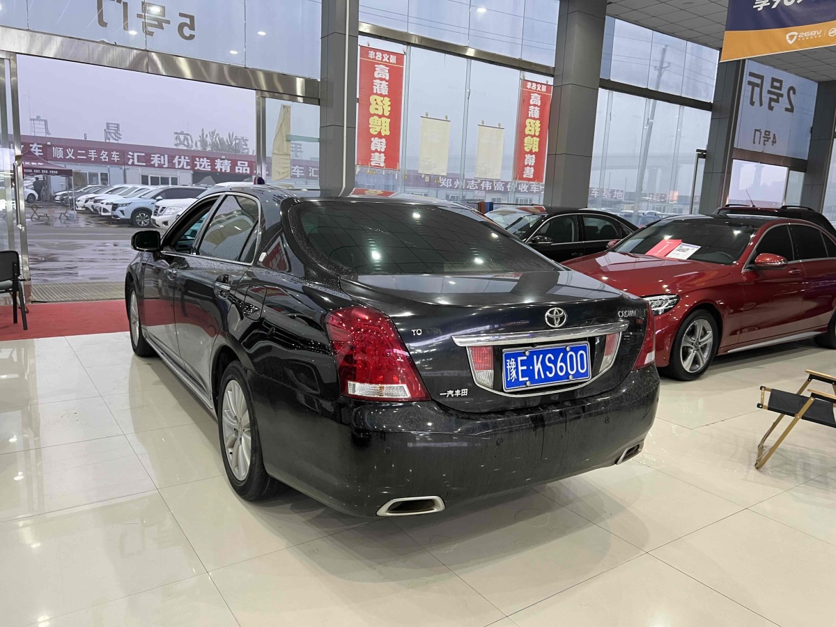 豐田 皇冠  2011款 2.5L Royal 真皮天窗特別版圖片