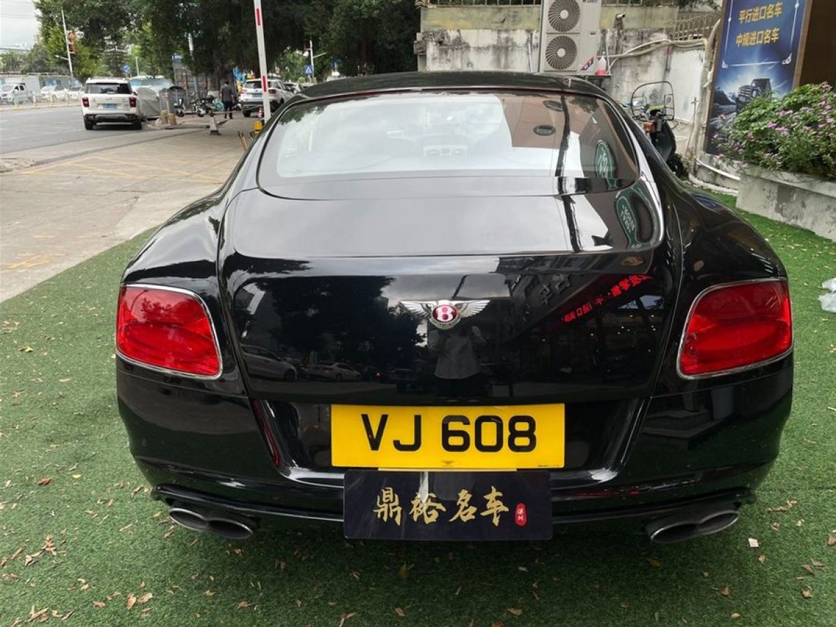 賓利 歐陸  2014款 4.0T GT V8 S 尊貴版圖片