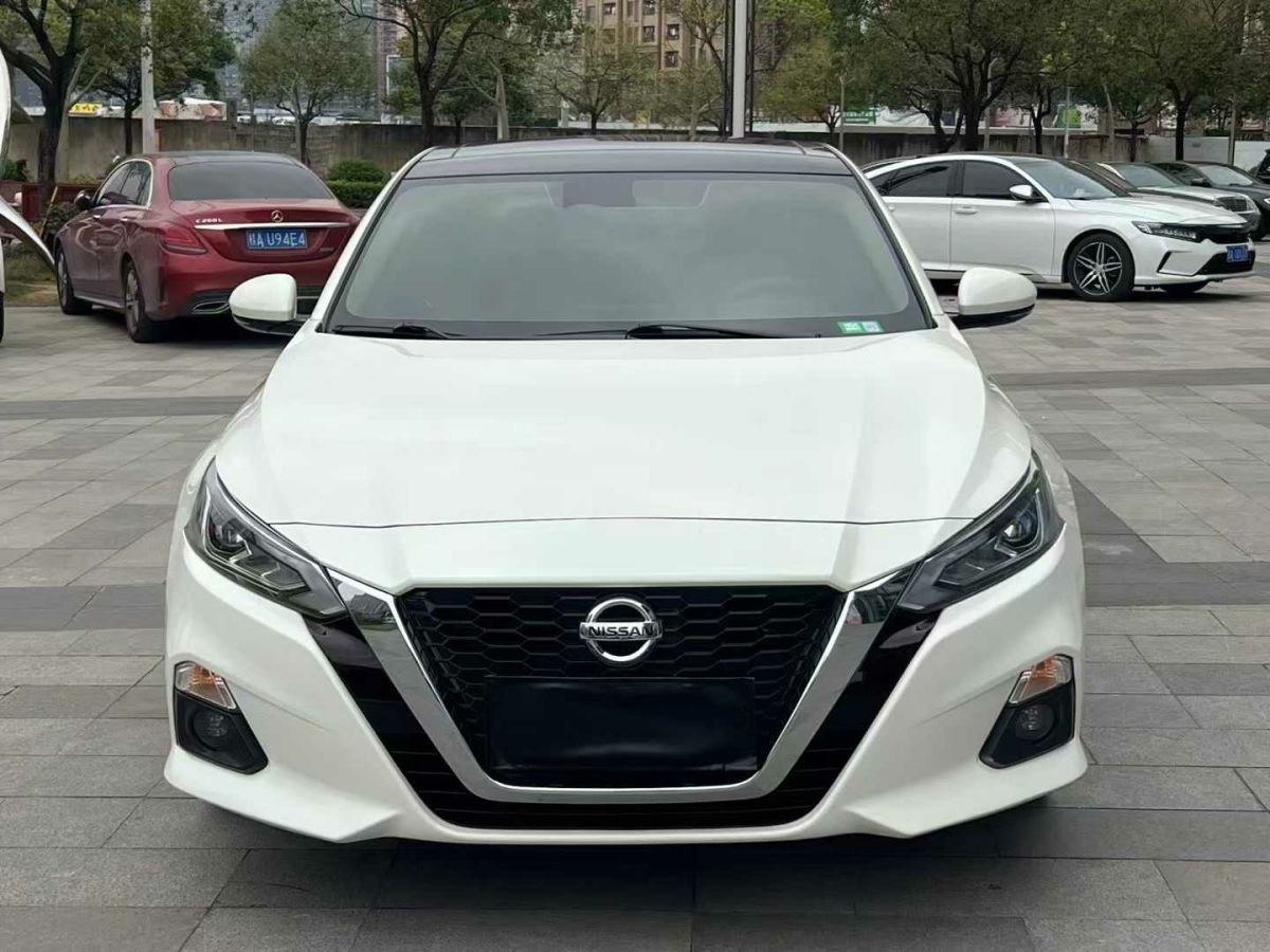 日產(chǎn) 天籟  2022款 2.0L XE 純享版圖片