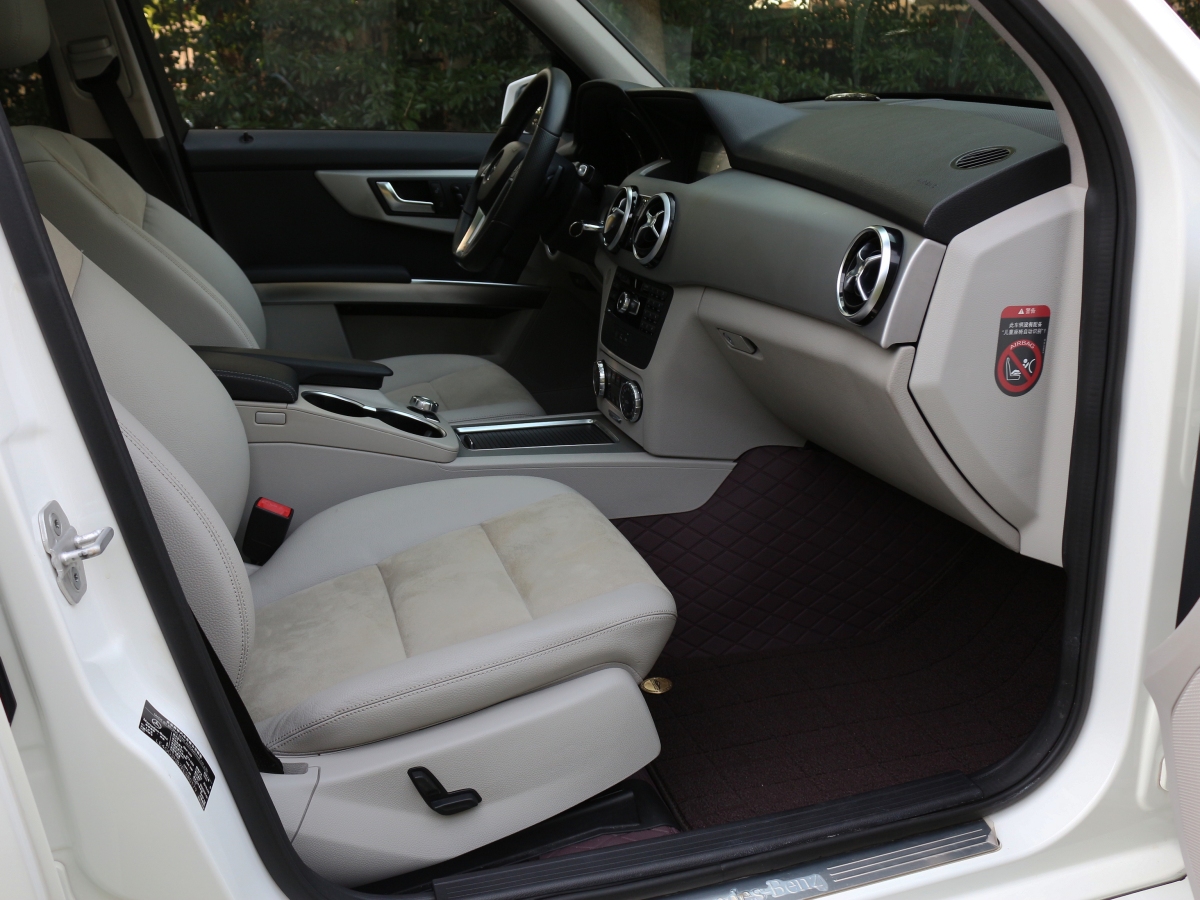 奔馳 奔馳GLK級  2015款 GLK 260 4MATIC 動感型 極致版圖片