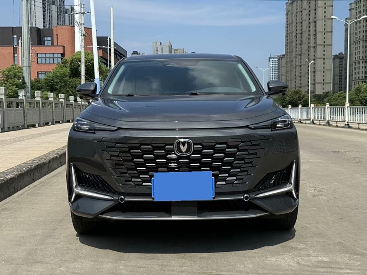 長(zhǎng)安 長(zhǎng)安UNI-K  2021款 2.0T 尊貴型圖片