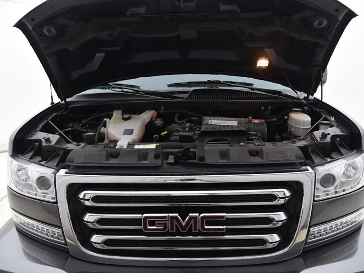 GMC SAVANA  2019款 6.0L GL750 雅尊天逸版圖片