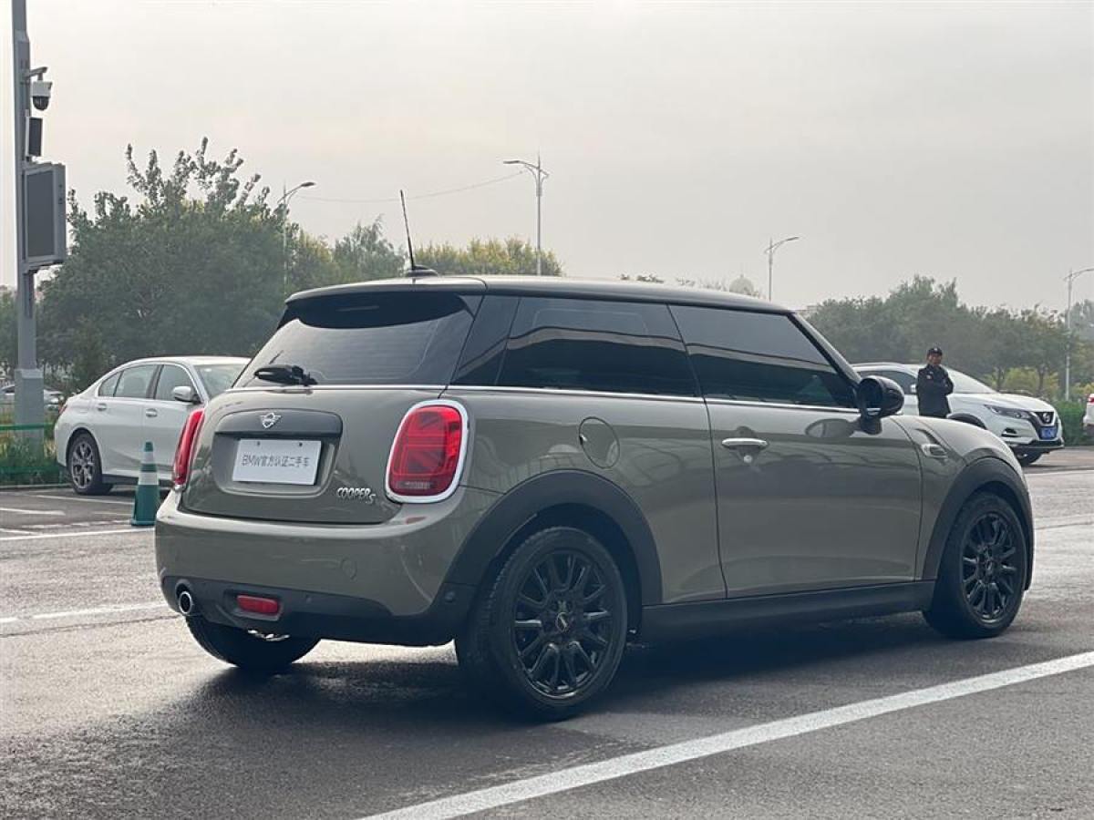 2019年2月MINI COUNTRYMAN  2018款 1.5T COOPER 經(jīng)典派