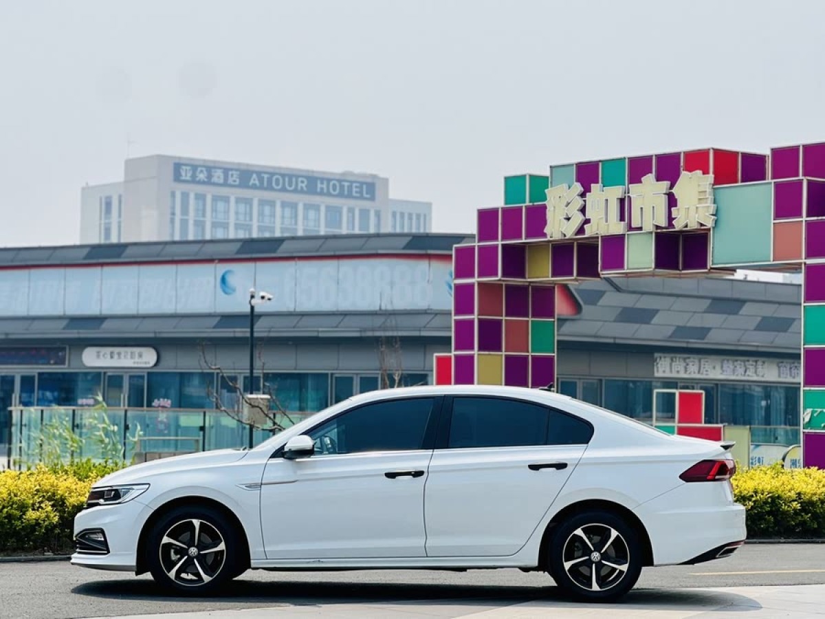 大眾 寶來(lái)  2021款 1.5L 自動(dòng)精英智聯(lián)版圖片