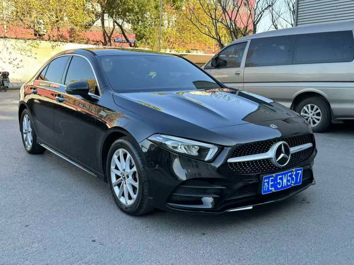 奔馳 奔馳GLE  2019款 GLE 400 4MATIC 臻藏版(特殊配置)圖片