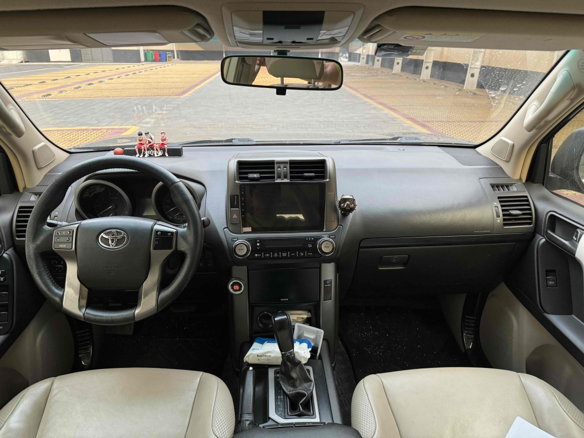 2012年4月丰田 普拉多  2010款 2.7L 自动标准版