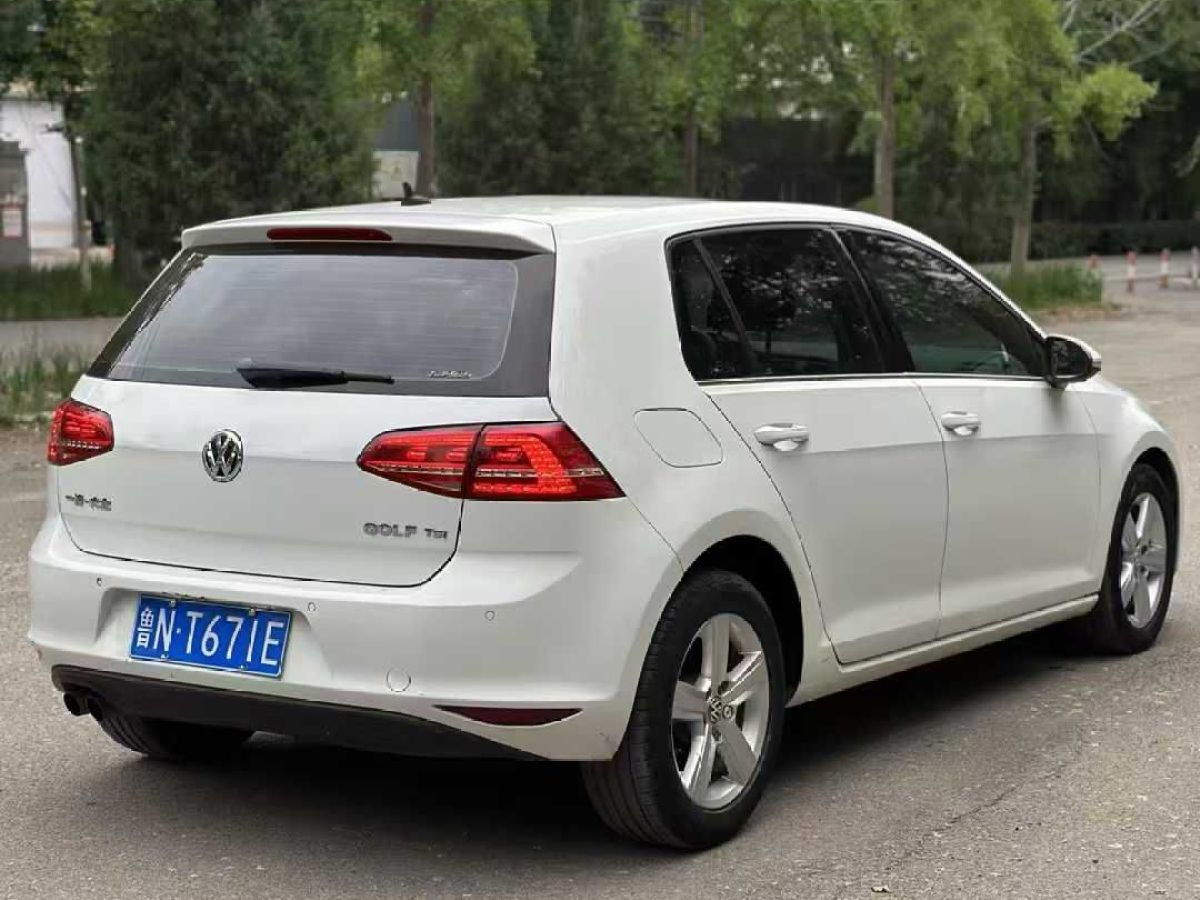 北京 BJ40  2015款 2.4L 手動遠(yuǎn)行版圖片