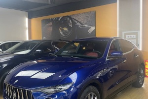 Levante 瑪莎拉蒂 3.0T 350Hp 標(biāo)準(zhǔn)版 國VI