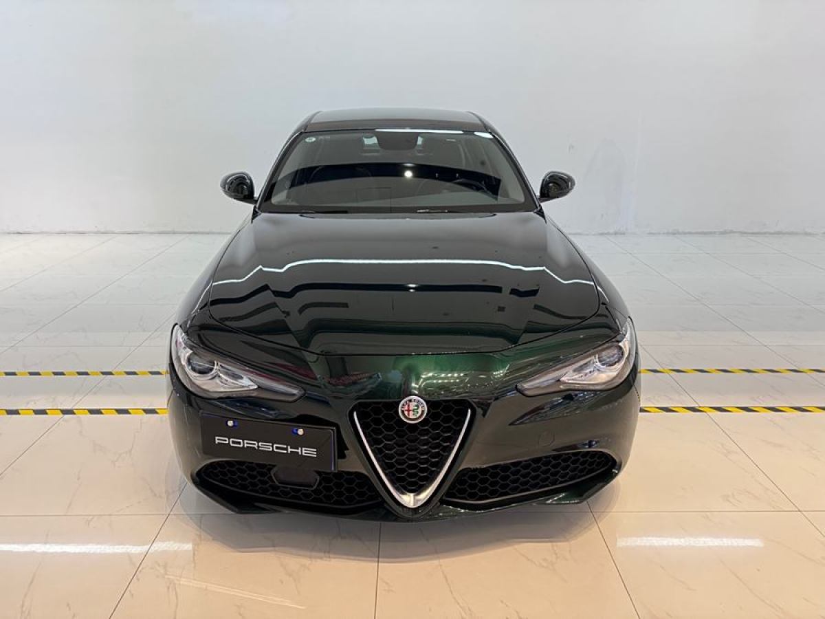 2021年3月阿爾法·羅密歐 Giulia  2019款  2.0T 280HP 豪華版