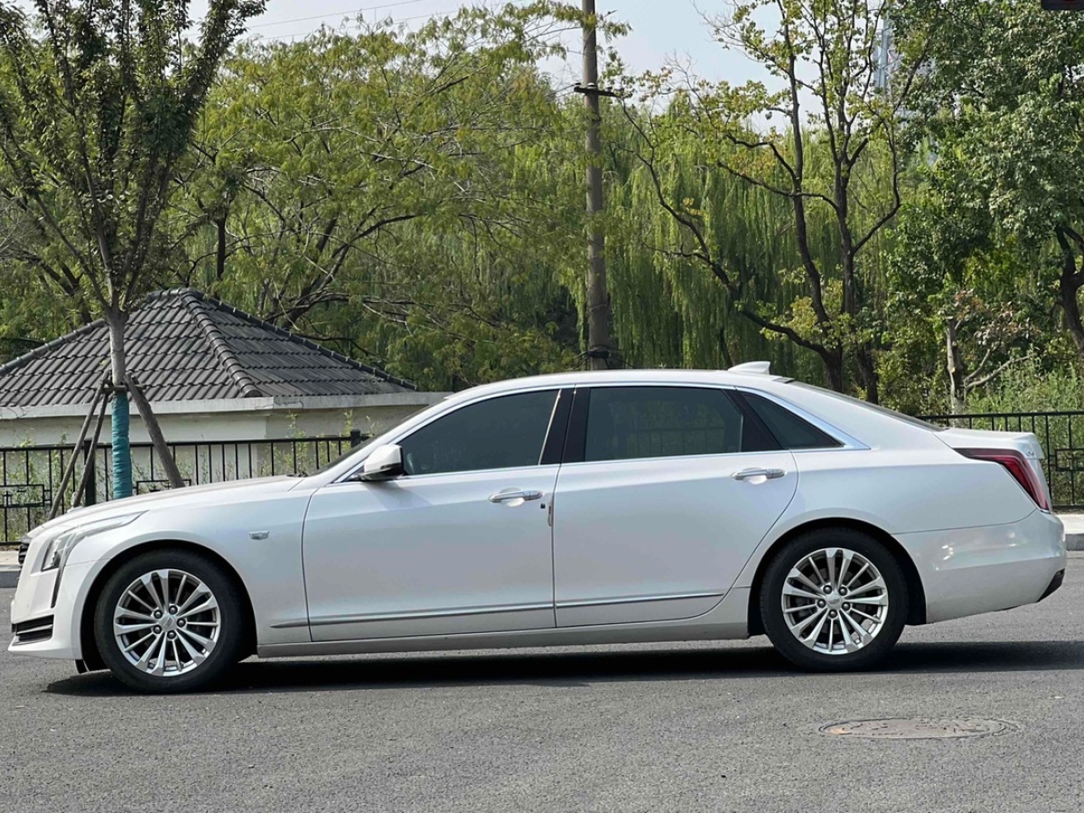 凱迪拉克 CT6  2017款 28T 豪華型圖片