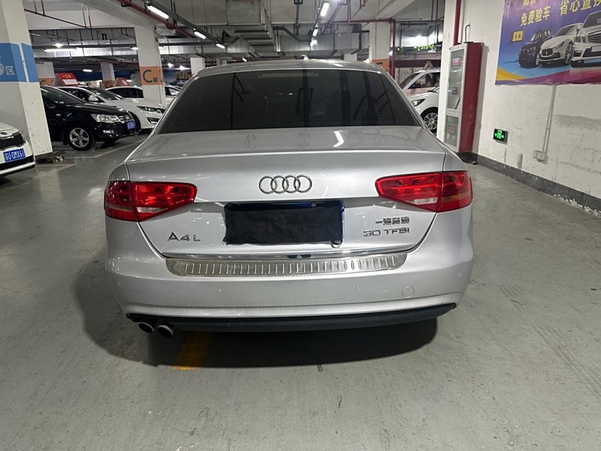 奧迪 奧迪A4L  2013款 30 TFSI 自動舒適型圖片