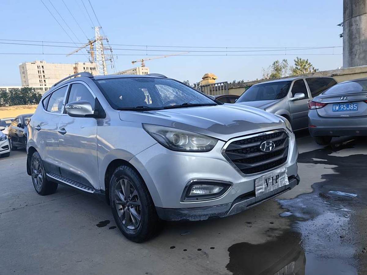 現(xiàn)代 ix35  2015款 2.0L 自動兩驅(qū)舒適型 國V圖片