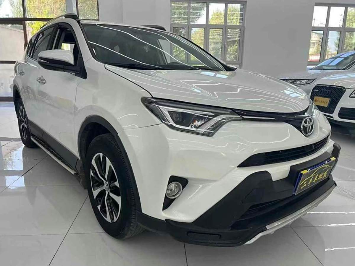 2019年1月豐田 RAV4榮放  2016款 2.0L CVT四驅(qū)新銳版