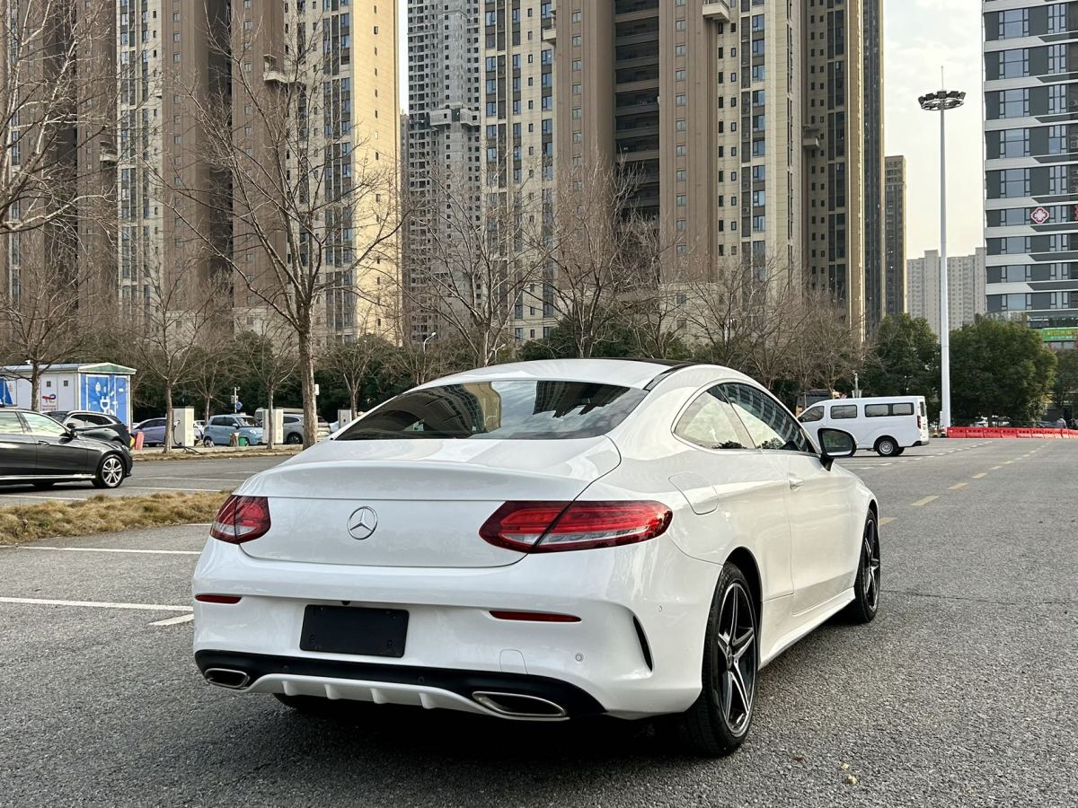 奔馳 奔馳C級  2018款 C 200 4MATIC 轎跑車圖片