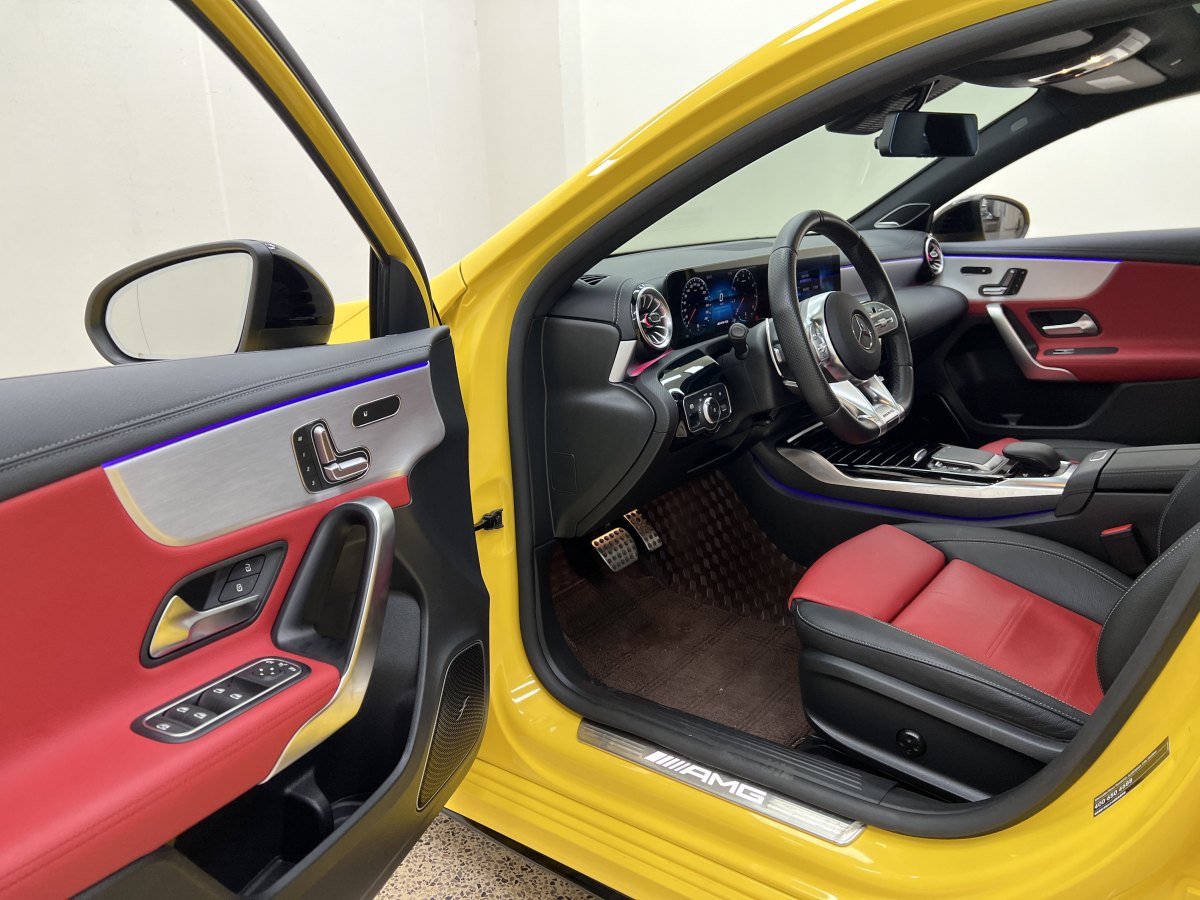 2022年1月奔馳 奔馳A級(jí)AMG  2020款 AMG A 35 4MATIC