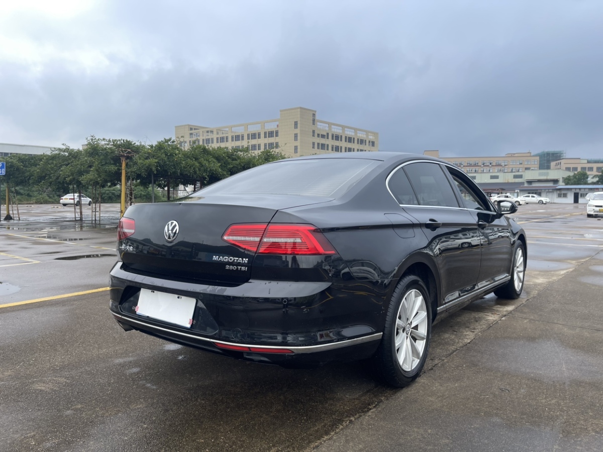 大眾 邁騰  2018款 280TSI DSG 領(lǐng)先型圖片