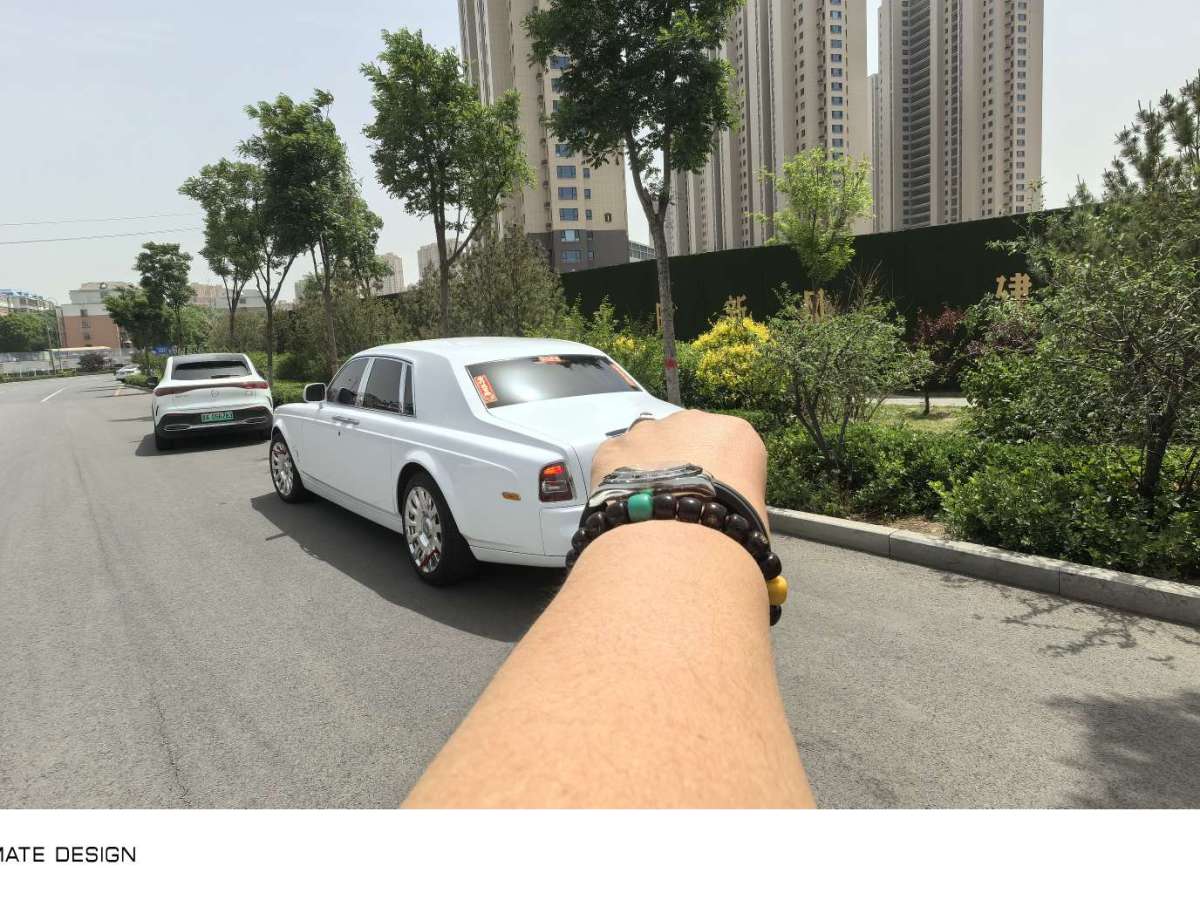 勞斯萊斯 幻影  2013款 6.7L 標(biāo)準(zhǔn)版圖片