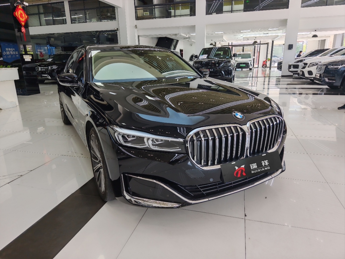 寶馬 寶馬7系  2021款 740Li 領(lǐng)先型 豪華套裝圖片