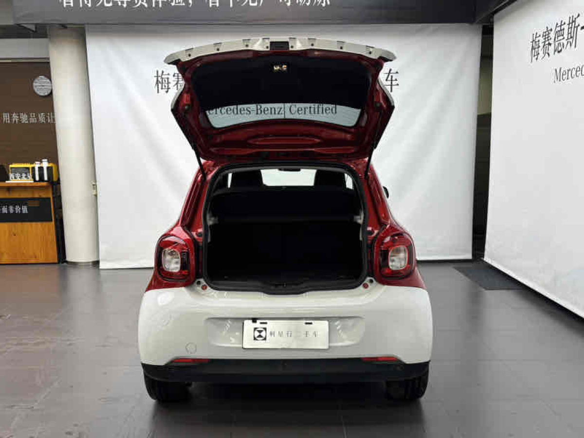 smart forfour  2018款 0.9T 66千瓦先鋒版圖片