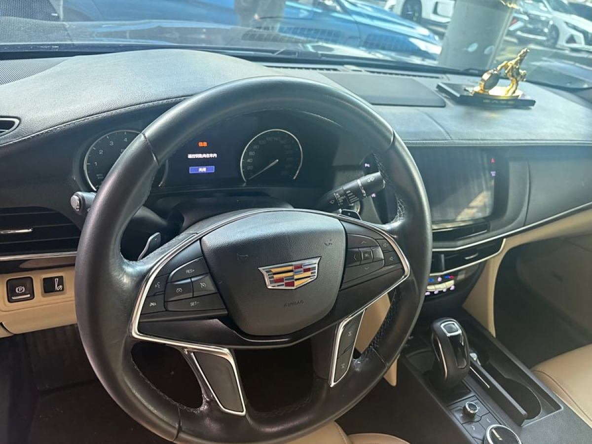 凱迪拉克 CT6  2019款 28T 時尚型圖片