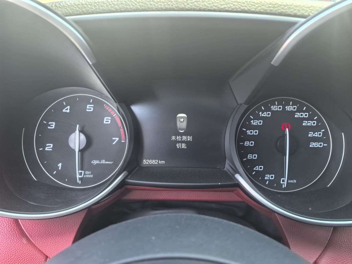 阿爾法·羅密歐 Giulia  2021款 2.0T 280HP 豪華版圖片