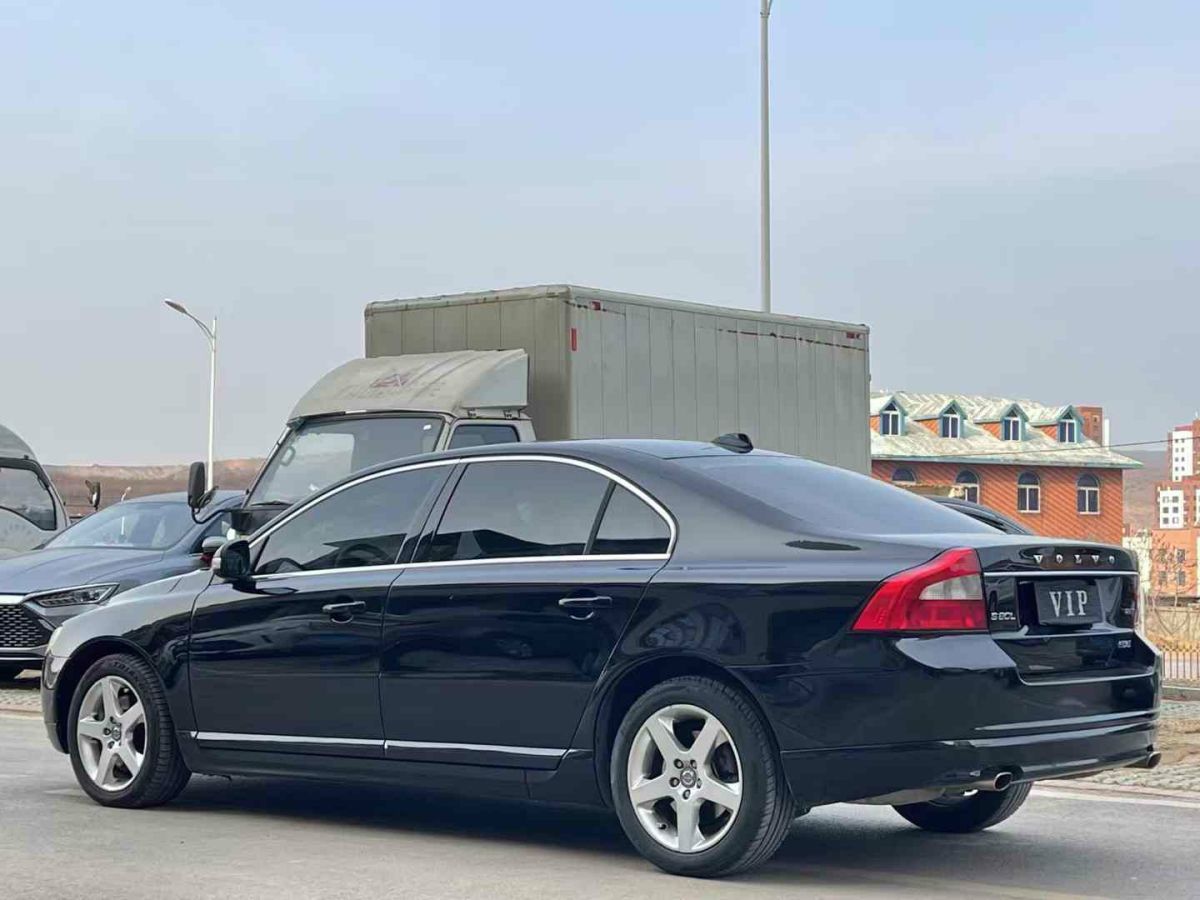 沃爾沃 S80  2011款 S80L 2.0T T4 智雅版圖片