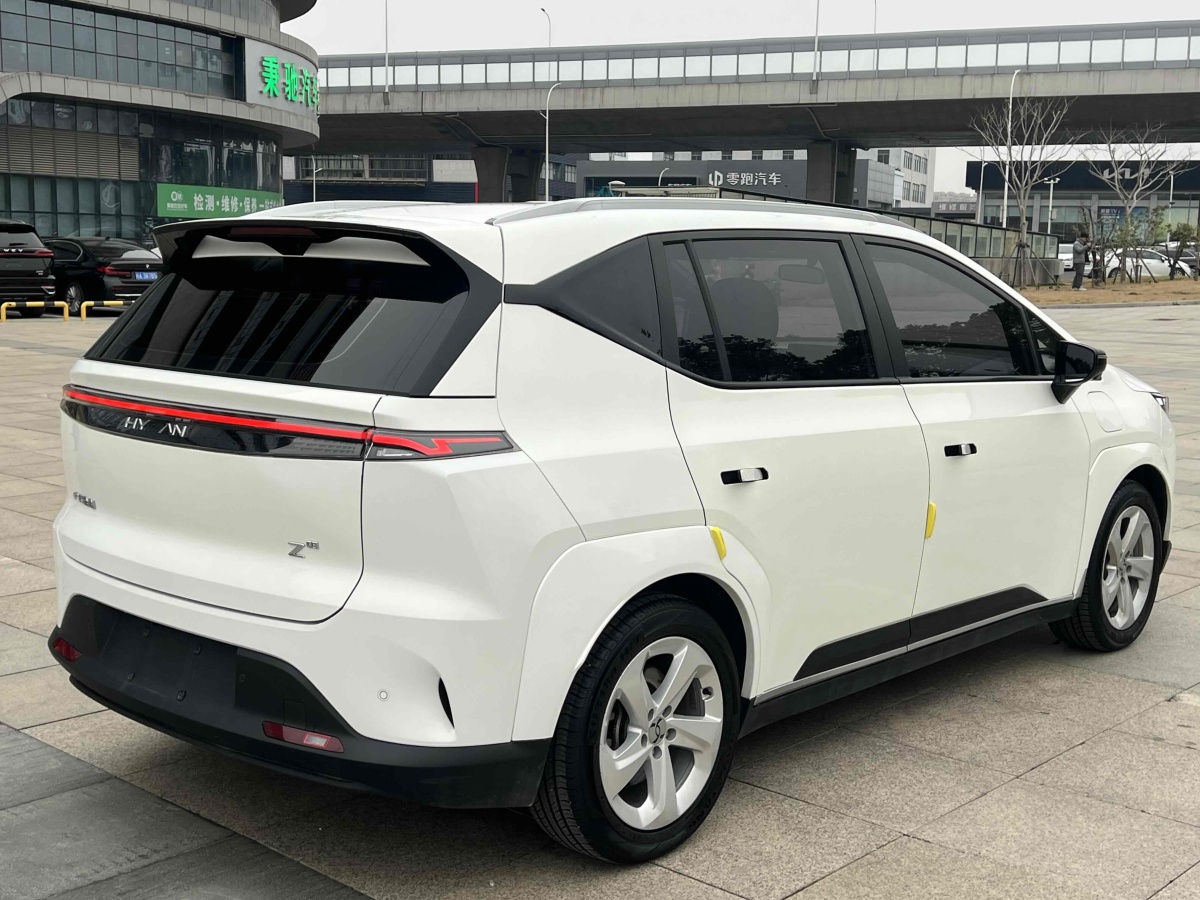 合創(chuàng) 合創(chuàng)Z03  2022款 510km 潮享版 135kW 64.23kWh圖片