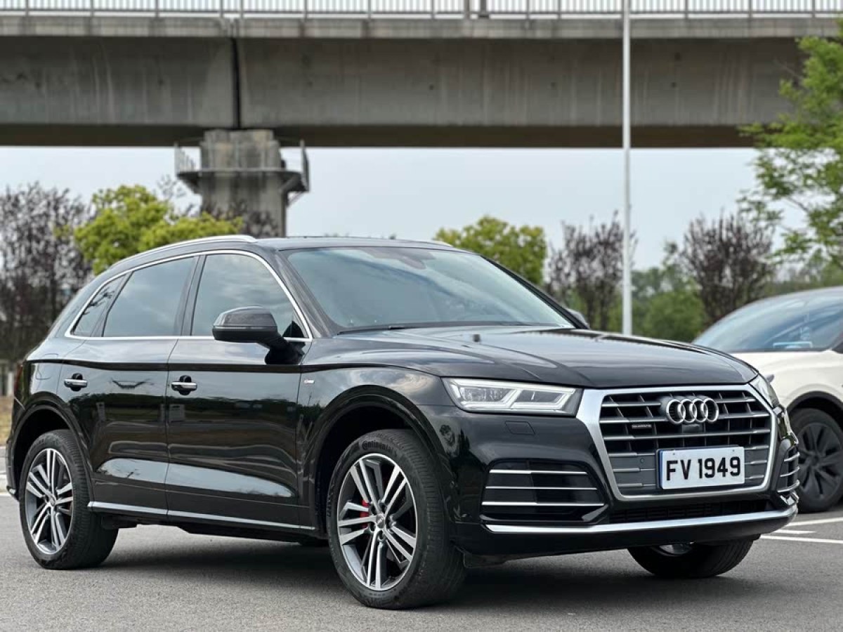 奧迪 奧迪Q5L  2020款 45 TFSI 尊享運(yùn)動型圖片