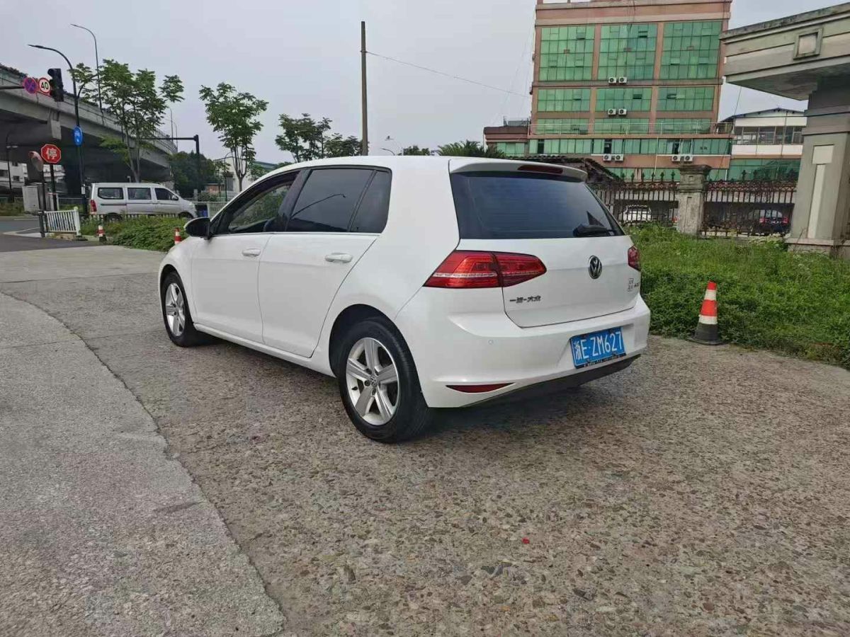 大眾 高爾夫  2016款 1.6L 自動(dòng)時(shí)尚型圖片