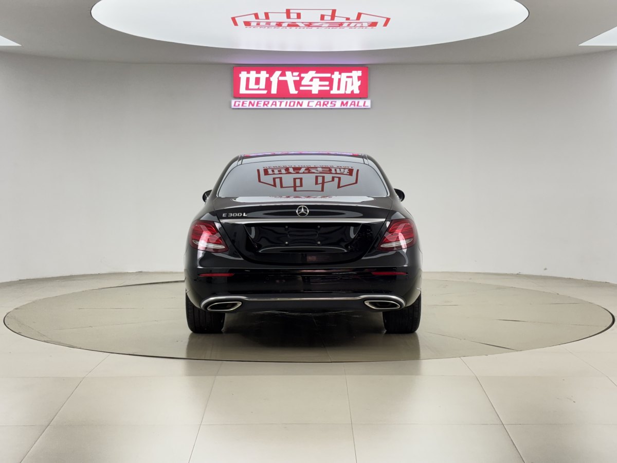 奔馳 奔馳E級(jí)  2019款 改款 E 300 L 豪華型圖片