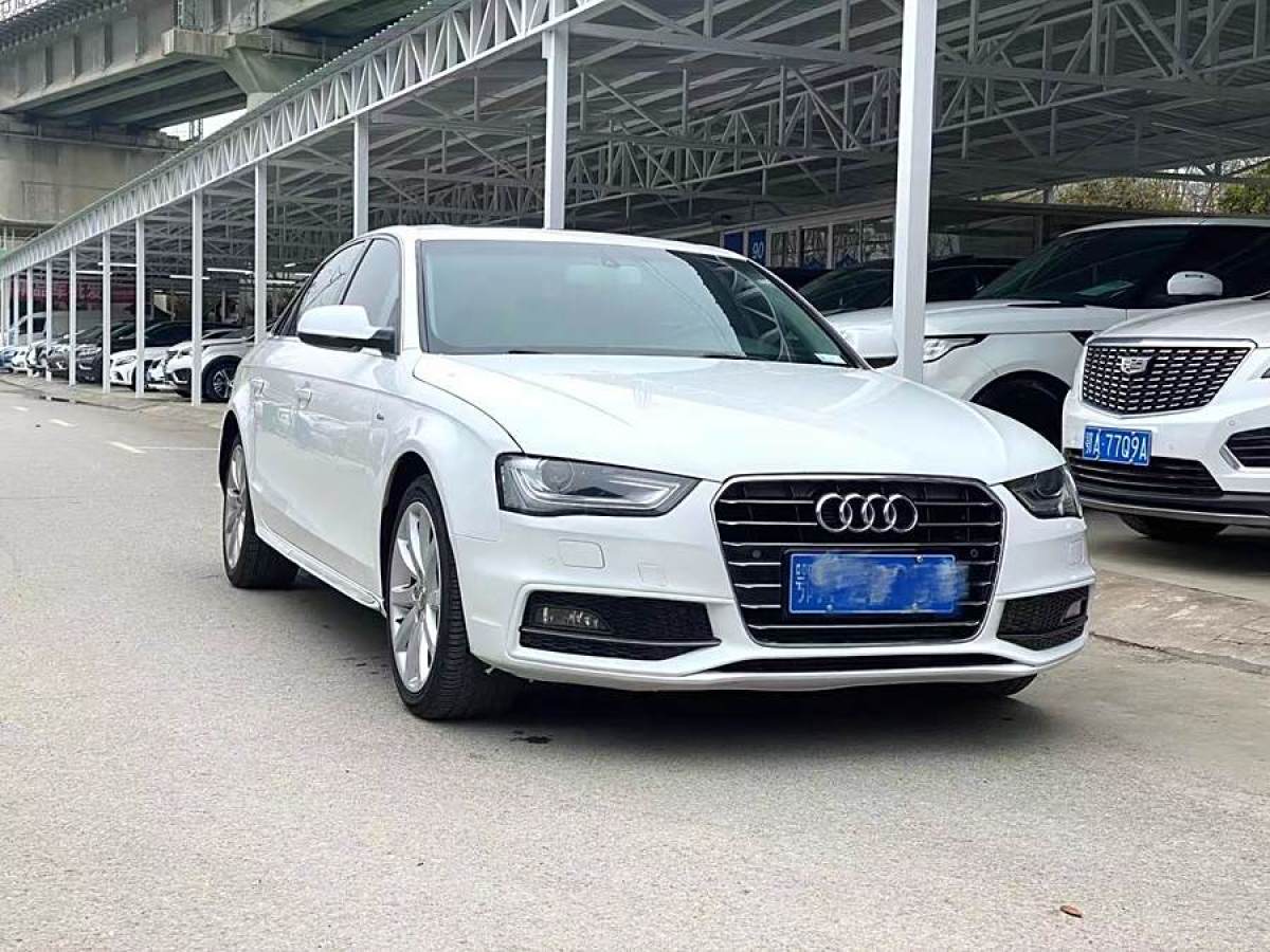 奧迪 奧迪A4L  2016款 45 TFSI 典藏版 quattro個(gè)性運(yùn)動(dòng)型圖片