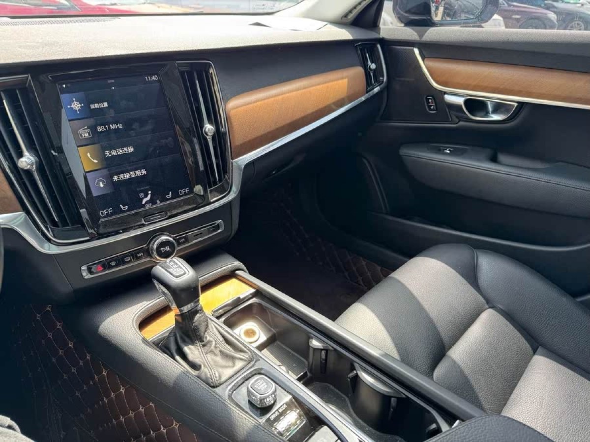 沃爾沃 S90  2019款 T5 智遠(yuǎn)版圖片