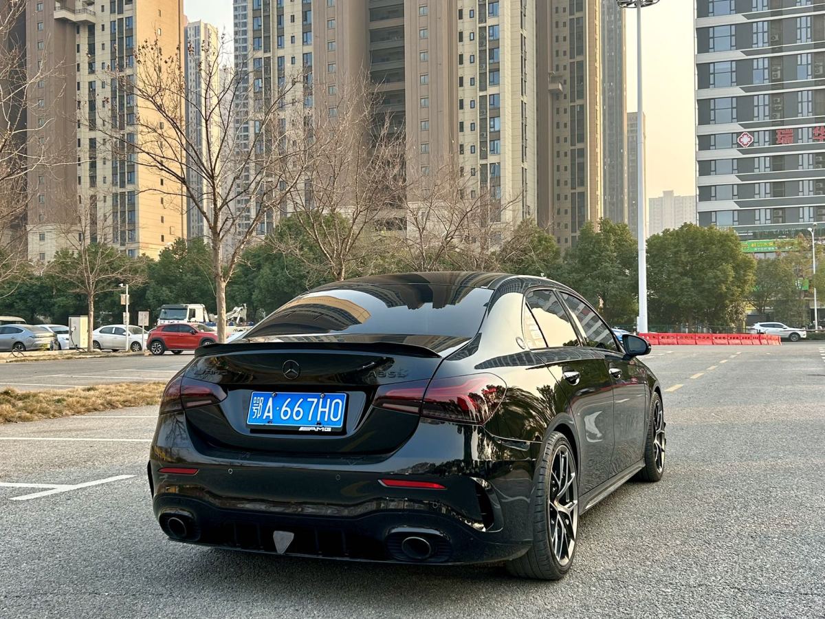 奔馳 奔馳A級(jí)AMG  2020款 AMG A 35 4MATIC圖片