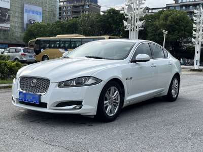 2015年10月 捷豹 XF XF 2.0T 风华版图片