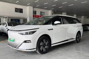 小鵬X9 小鵬 702超長(zhǎng)續(xù)航Max