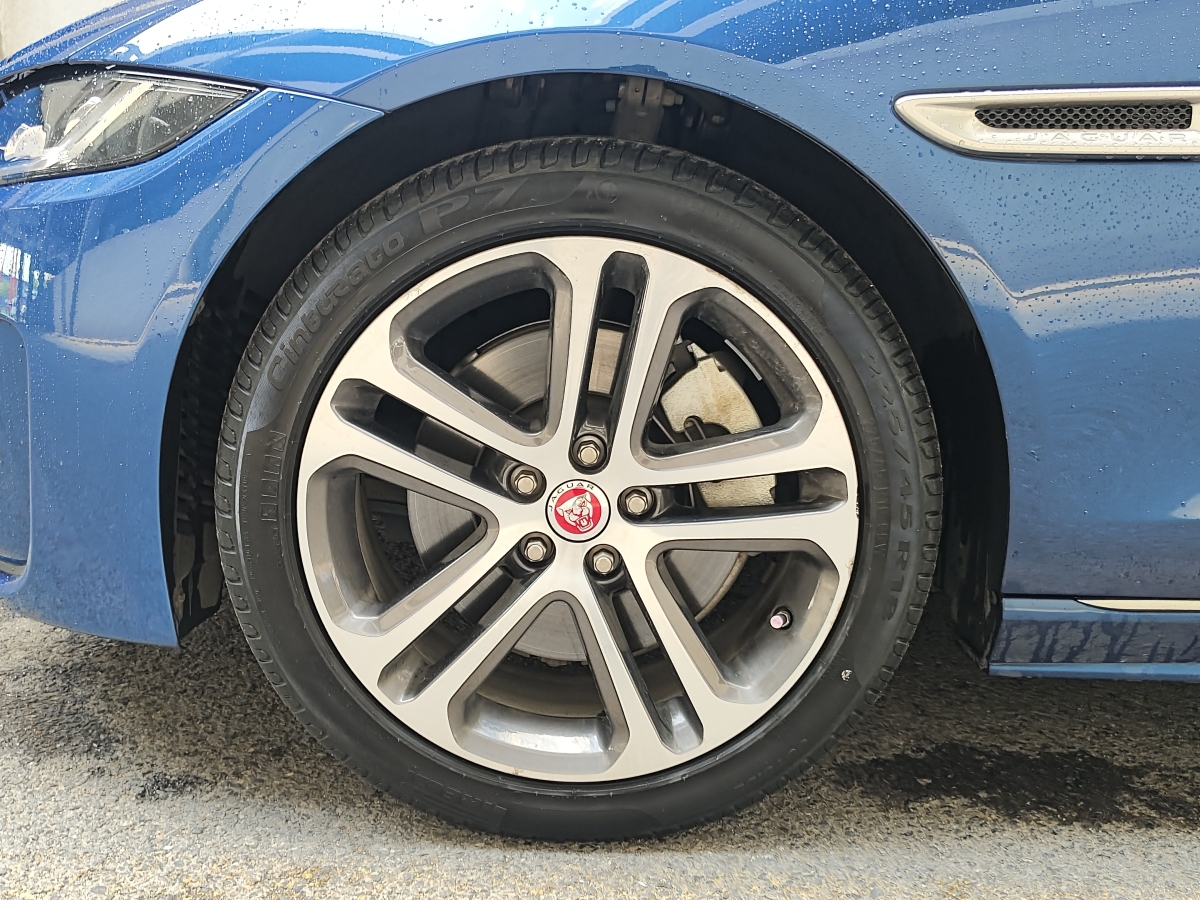 2021年9月捷豹 XEL  2021款 2.0T 250PS R-DYNAMIC S進(jìn)取運動版
