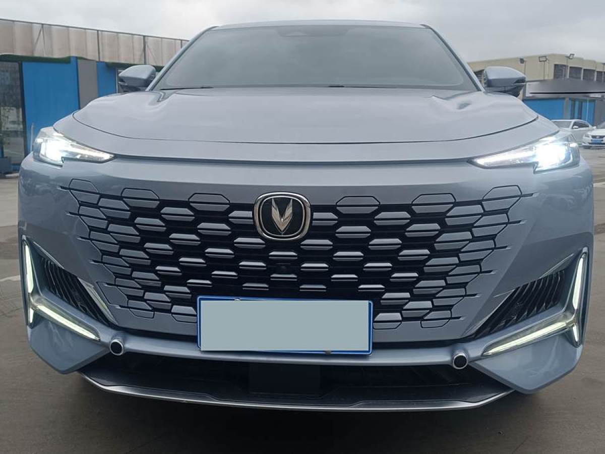 2021年3月長(zhǎng)安 長(zhǎng)安UNI-K  2021款 2.0T 豪華型